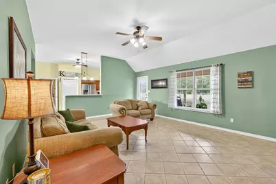 175 Creekwood Drive, Gonzales, TX 78629 - Photo 12