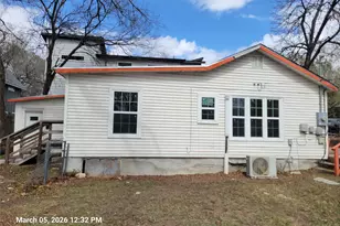 2000 Alamo St, Austin, TX 78722 - Photo 2