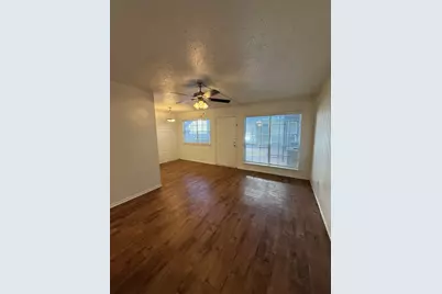 2704 Salado Street #106, Austin, TX 78705 - Photo 2