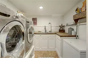 203 Church Hill Ln, Liberty Hill, TX 78642 - Photo 18