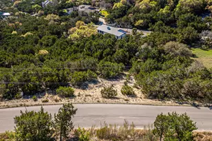 2711 Crosswind Dr, Spicewood, TX 78669 - Photo 1