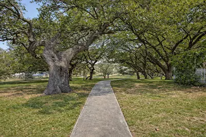 1845 River Crossing Circle #A, Austin, TX 78741 - Photo 28