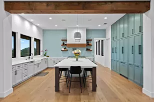 111 Rock N Robyn Trail, Horseshoe Bay, TX 78657 - Photo 4