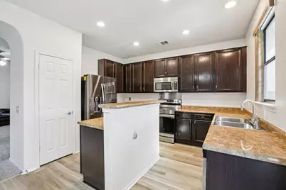 8613 Ipswich Bay Drive, Austin, TX 78747 - Photo 4