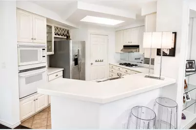 1000 Liberty Park Drive #208, Austin, TX 78746 - Photo 8