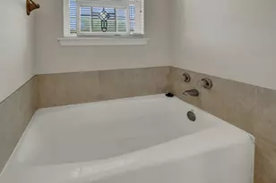 309 Oakwood Loop, San Marcos, TX 78666 - Photo 18