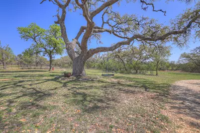 309 Oakwood Loop, San Marcos, TX 78666 - Photo 26