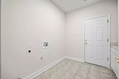 6819 Chalk Hill Drive, Austin, TX 78759 - Photo 22