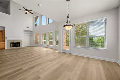6819 Chalk Hill Drive, Austin, TX 78759 - Photo 16