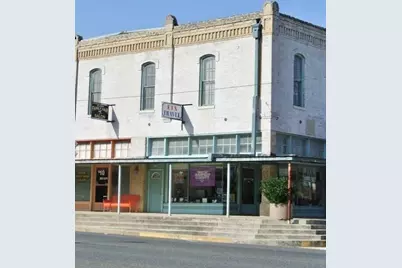11 N Main Street, Elgin, TX 78621 - Photo 4