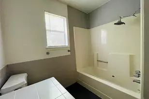 7402 Geneva Dr, Austin, TX 78723 - Photo 12