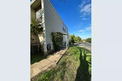 6728 Lancret Hill Drive #B, Austin, TX 78745 - Photo 22