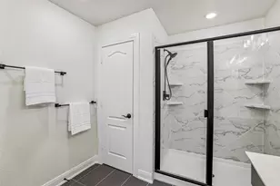 305 Kat Garnet Dr, Kyle, TX 78640 - Photo 18