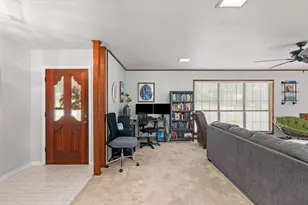 1101 E 19th St, Cameron, TX 76520 - Photo 6