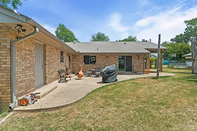 1101 E 19th Street, Cameron, TX 76520 - Photo 32