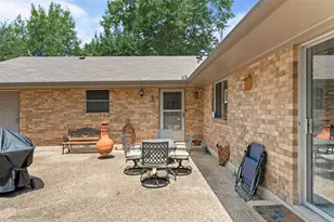 1101 E 19th St, Cameron, TX 76520 - Photo 34