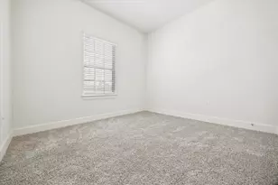 806 Dayton Dr, Austin, TX 78748 - Photo 20