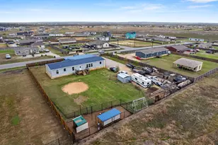 122 Kelp Gull Dr, Del Valle, TX 78617 - Photo 38