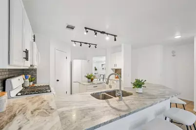 9607 Copper Creek Drive, Austin, TX 78729 - Photo 14