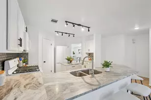 9607 Copper Creek Dr, Austin, TX 78729 - Photo 14