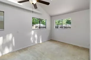 105 Jones St, Bastrop, TX 78602 - Photo 26