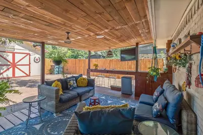 105 Jones Street, Bastrop, TX 78602 - Photo 22