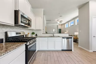 2800 Joe Dimaggio Boulevard #51, Round Rock, TX 78665 - Photo 18