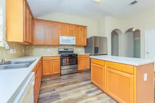 116 Amberwood Ct, Kyle, TX 78640 - Photo 4