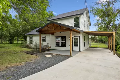 1909 S Pine Street, Georgetown, TX 78626 - Photo 1