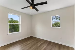 1909 S Pine St, Georgetown, TX 78626 - Photo 22
