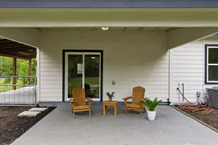 1909 S Pine St, Georgetown, TX 78626 - Photo 26