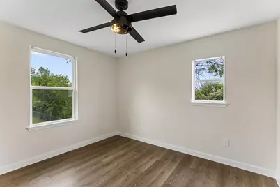 1909 S Pine Street, Georgetown, TX 78626 - Photo 22