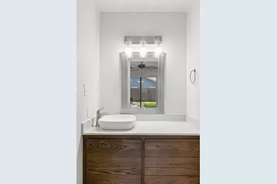 902 Hillside Oaks Drive, Austin, TX 78745 - Photo 16