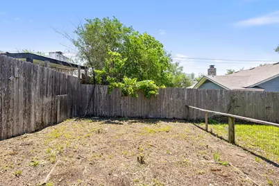 902 Hillside Oaks Drive, Austin, TX 78745 - Photo 32