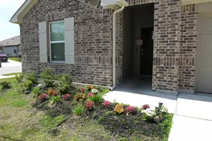 13700 Dismuke Dr, Manor, TX 78653 - Photo 4