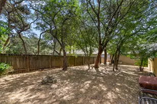 7228 Aldea Dr, Austin, TX 78745 - Photo 18