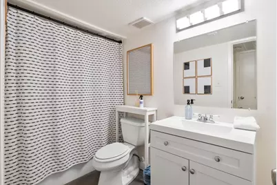 807 Blanco Street #204, Austin, TX 78703 - Photo 16