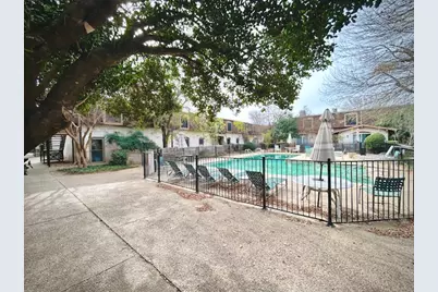 7801 Shoal Creek Boulevard #246, Austin, TX 78757 - Photo 2