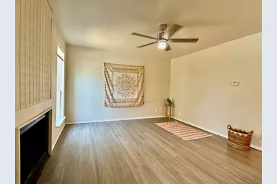 1000 W 26th Street #107, Austin, TX 78705 - Photo 2