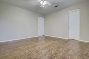 819 Sirocco Dr, Austin, TX 78745 - Photo 14