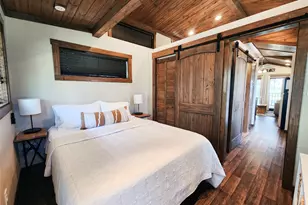 300 Park Ave, Staples, TX 78670 - Photo 14