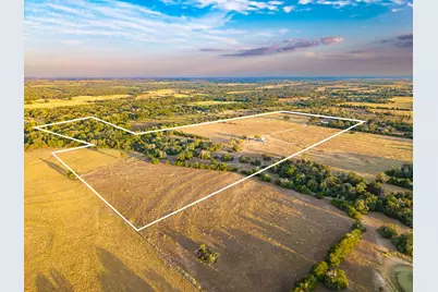 5325 E Blaschke Road, Schulenburg, TX 78956 - Photo 4