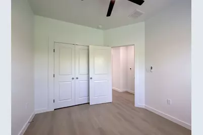 230 Brown St #B, Elgin, TX 78621 - Photo 14