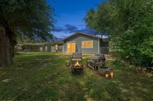 720 Dyer St, Rockdale, TX 76567 - Photo 24