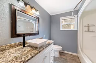 720 Dyer St, Rockdale, TX 76567 - Photo 18