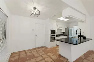 1700 Barton Hills Dr, Austin, TX 78704 - Photo 6