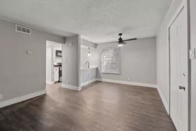 1220 W Anderson Lane #109, Austin, TX 78757 - Photo 6