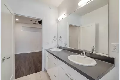 4361 S Congress Avenue #527, Austin, TX 78745 - Photo 10