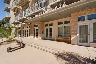 2124 E 6th Street E, Austin, TX 78702 - Photo 18