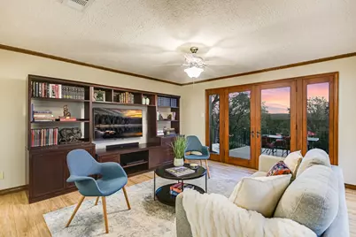 2006 Wychwood Drive, Austin, TX 78746 - Photo 10